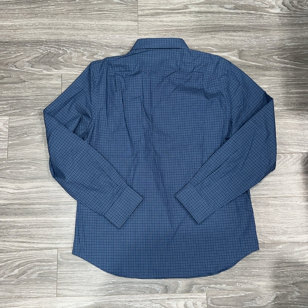 Nautica button down shirt. Size L. NWT - Picture 5 of 5